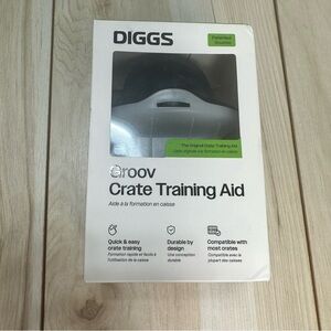 NEW Diggs Groov Crate Training Aid - Navy Blue - Puppy Enrichment Lick Toy Dogs